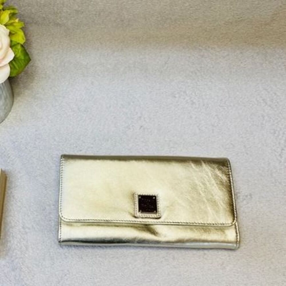Dooney & Bourke silver metallic clutch silver hardware